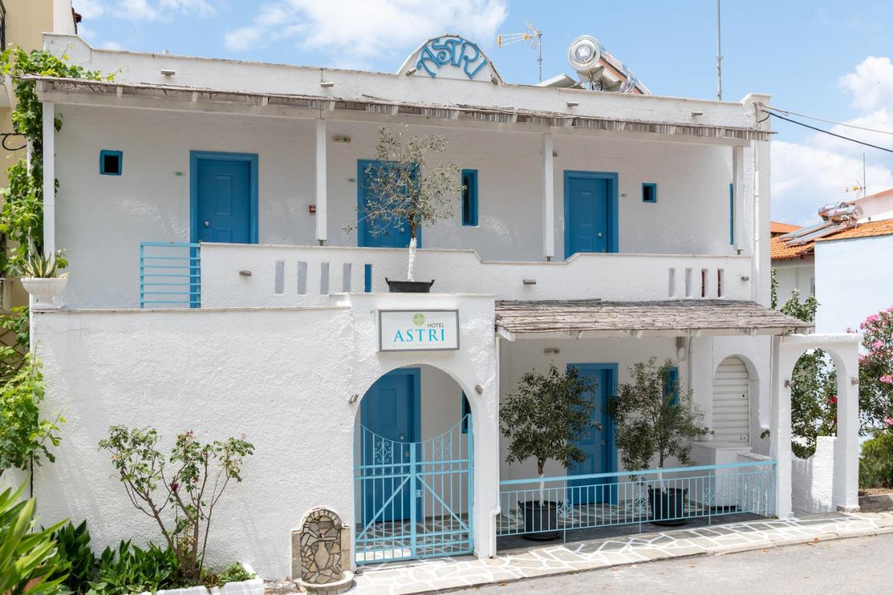 Astri Hotel Neos Marmaras Buitenkant foto