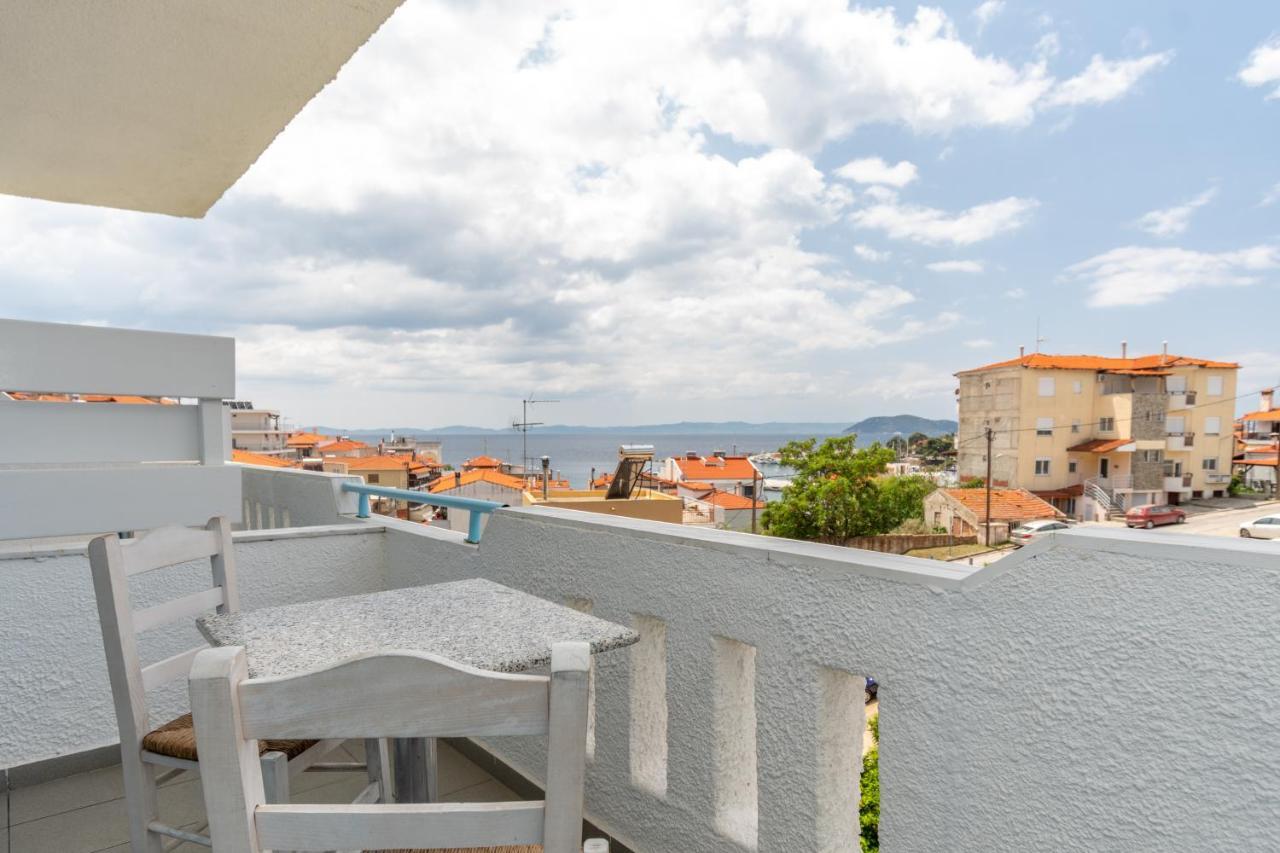 Astri Hotel Neos Marmaras Buitenkant foto